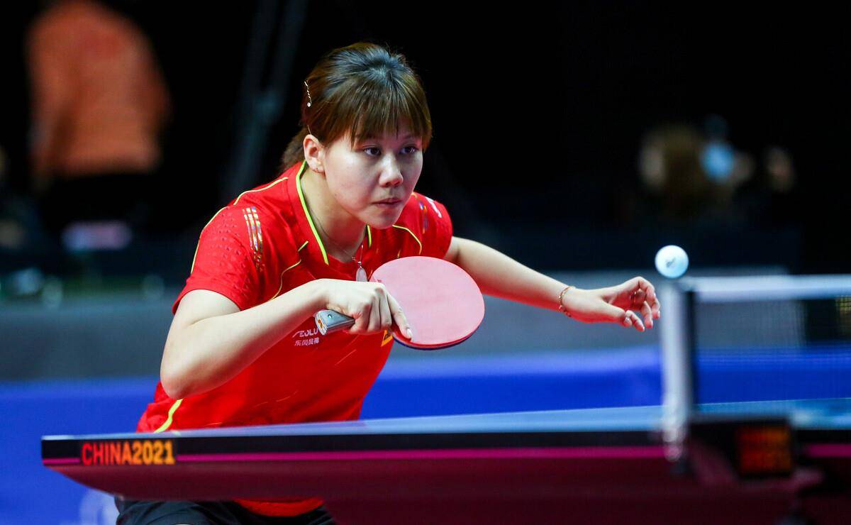 也迫使东部 也迫使东部